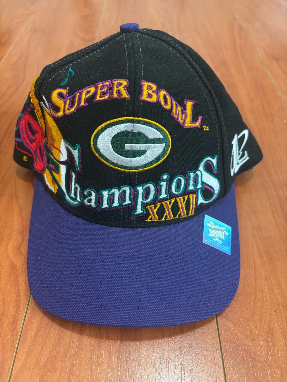 Vintage 90’s Green Bay Packers Super Bowl Champs Logo Athletic SnapBack Hat
